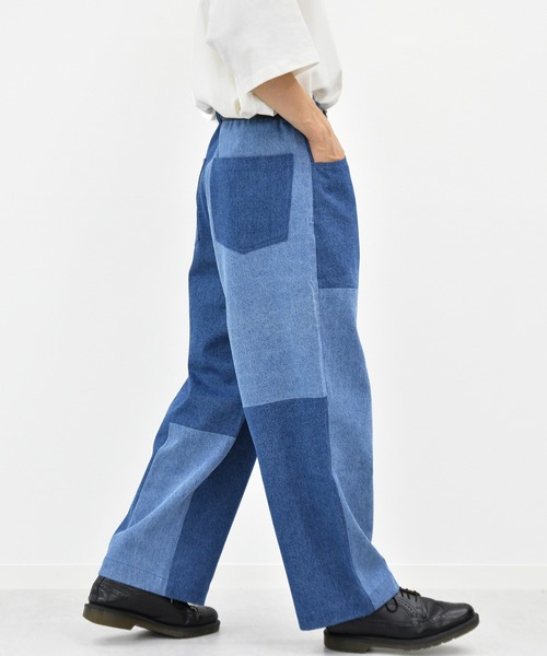 kutir（クティール）の「パッチワークワイドデニムパンツ（その他パンツ・メンズ・ライトブルー/オフホワイト・SMALL/MEDIUM/LARGE）」の2枚目の写真
