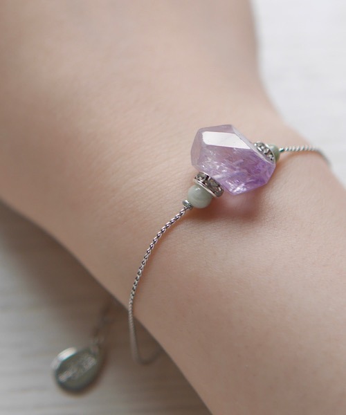 tone(トーン)の「【SPICY COLORS】天然石の華奢ブレス(ブレスレット・レディース・その他/その他3/その他4/その他6/その他2/その他7/その他5/その他8/その他11/その他10/その他9/その他14/その他16/その他13/その他17/その他18/その他15/その他19/その他20/その他21/その他22/その他25/その他23/その他24/その他26/その他12・FREE)」の13枚目の写真