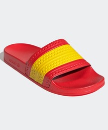 Adidas アディダスのサンダル レッド 赤色系 通販 Zozotown