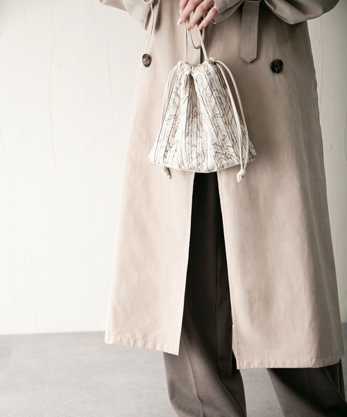 Chillfar(チルファー)の「キャンディスリーブビッグトレンチコート(トレンチコート・レディース・ベージュ/ピンク/ブルー/サンドベージュ/グレイッシュベージュ・MEDIUM/LARGE)」の6枚目の写真