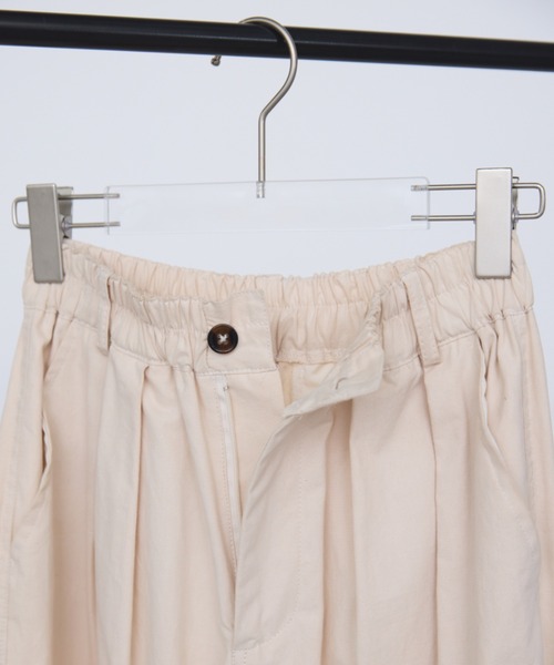 Libra Cue(リブラ キュー)の「サーカスコットンパンツ(チノパンツ・レディース・カーキ/ブラック/ベージュ/ホワイト/チャコールグレー/オリーブ/ネイビー/ブルーグレー/アイボリー/ブラウン・FREE/2)」の13枚目の写真