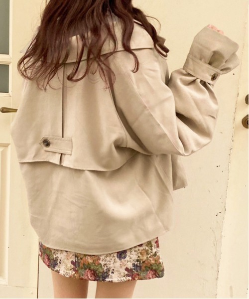 apres jour（アプレジュール）の「ショートトレンチコート【ZOZOTOWN限定アイテム】（トレンチコート・レディース・ミント/ベージュ/ライトベージュ・フリー/X-LARGE）」の10枚目の写真