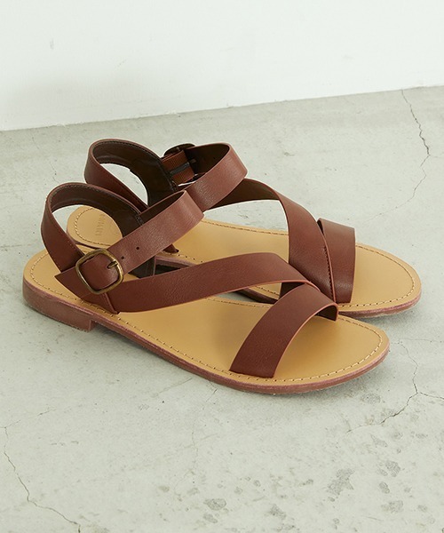 ONIGIRI(オニギリ)の「【一部店舗限定】 フラットサンダル(サンダル・レディース・ブラウン/アイボリー・23.5cm/24.5cm)」の5枚目の写真