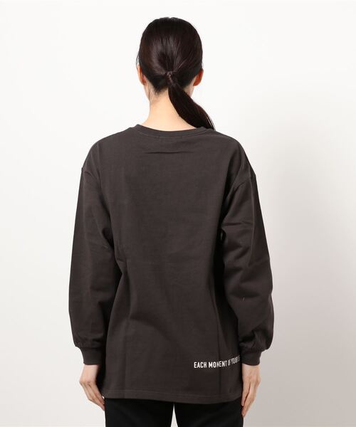 N.(N. Natural Beauty Basic)(エヌエヌナチュラルビューティーベーシック)の「メッセージロングTシャツ(Tシャツ/カットソー・レディース・ホワイト/ブラック・MEDIUM)」の6枚目の写真
