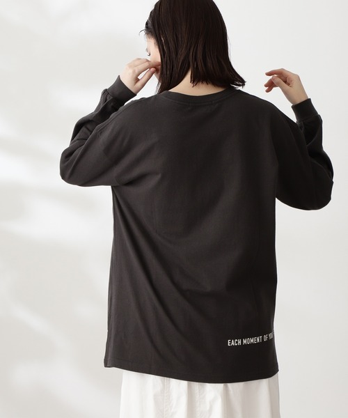 N.(N. Natural Beauty Basic)(エヌエヌナチュラルビューティーベーシック)の「メッセージロングTシャツ(Tシャツ/カットソー・レディース・ホワイト/ブラック・MEDIUM)」の4枚目の写真
