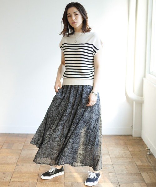 Auntie Rosa Holiday（アンティローザホリデー）の「フラワープリントパネルスカート（スカート・レディース・ブラック/パープル/オフホワイト・MEDIUM/LARGE）」の13枚目の写真