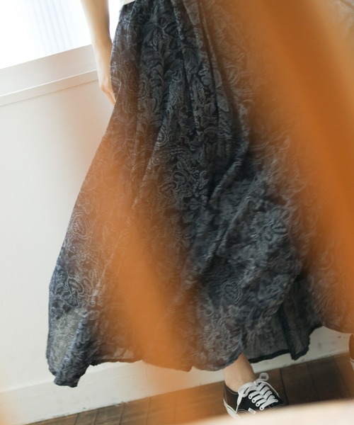 Auntie Rosa Holiday（アンティローザホリデー）の「フラワープリントパネルスカート（スカート・レディース・ブラック/パープル/オフホワイト・MEDIUM/LARGE）」の21枚目の写真