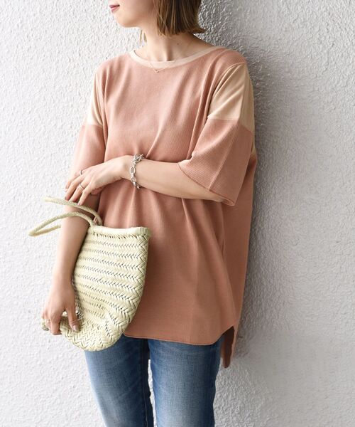 SHIPS(シップス)の「【WEB限定】〈手洗い可能〉ドッキングデザイントップス◇(Tシャツ/カットソー・レディース・ベージュ/ナチュラル/オリーブ/イエロー/ピンク・ONE SIZE)」の20枚目の写真