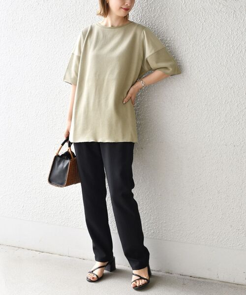 SHIPS(シップス)の「【WEB限定】〈手洗い可能〉ドッキングデザイントップス◇(Tシャツ/カットソー・レディース・ベージュ/ナチュラル/オリーブ/イエロー/ピンク・ONE SIZE)」の6枚目の写真