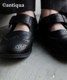 ウィングチップストラップシューズ