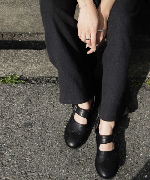 antiqua（アンティカ）の「ウィングチップストラップシューズ（ローファー・レディース・ブラック・LL/S/M/L）」の11枚目の写真