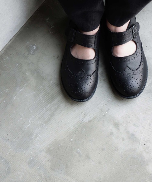 antiqua（アンティカ）の「ウィングチップストラップシューズ（ローファー・レディース・ブラック・LL/S/M/L）」の15枚目の写真