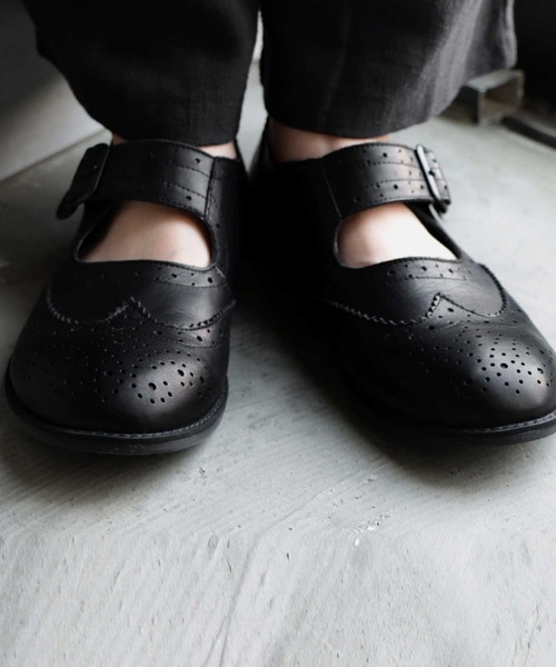 antiqua（アンティカ）の「ウィングチップストラップシューズ（ローファー・レディース・ブラック・LL/S/M/L）」の3枚目の写真