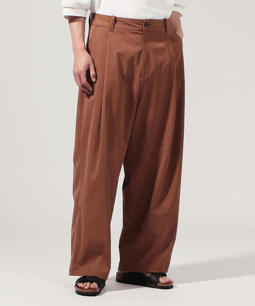 TOMORROWLAND （トゥモローランド）の「コットンポリエステル スーパーワイドパンツ（その他パンツ・メンズ・ライトグリーン/ホワイト/ブラウン/ネイビー・S/XS/M）」の20枚目の写真