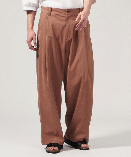 TOMORROWLAND （トゥモローランド）の「コットンポリエステル スーパーワイドパンツ（その他パンツ・メンズ・ライトグリーン/ホワイト/ブラウン/ネイビー・S/XS/M）」の15枚目の写真