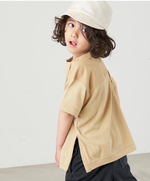 &yam(アンドヤム)の「USAコットン 異素材ミリタリーサイドスリット半袖Tシャツ(Tシャツ/カットソー・キッズ・ブルー/ブラック/ベージュ/グリーン・130-140cm/140-150cm/110-120cm/120-130cm/150-160cm)」の5枚目の写真