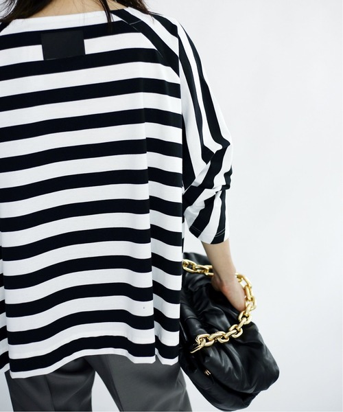 VERMEIL par iena（ヴェルメイユパーイエナ）の「【COGTHEBIGSMOKE/コグ ザ ビッグスモーク】DORGLAN TOP◆（Tシャツ/カットソー・レディース・ブラック/ブラウン・FREE）」の2枚目の写真