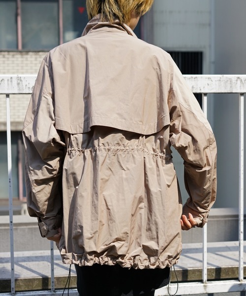 DROIT BELLO(ドロイトベロ)の「DROIT BELLO(ドロイトベロ)ジップアップライトブルゾン(ブルゾン・レディース・ベージュ/オフホワイト・FREE)」の4枚目の写真