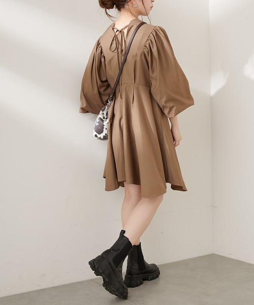 Chico（チコ）の「ボリューム袖イレヘムチュニック（チュニック・レディース・グレー/ブラウン/ベージュ・FREE）」の15枚目の写真