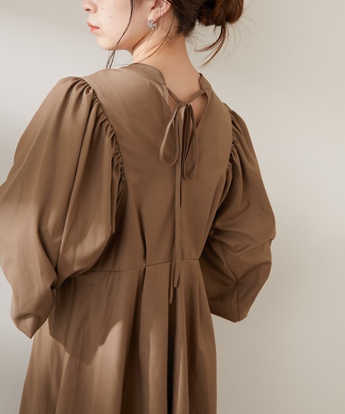 Chico（チコ）の「ボリューム袖イレヘムチュニック（チュニック・レディース・グレー/ブラウン/ベージュ・FREE）」の18枚目の写真