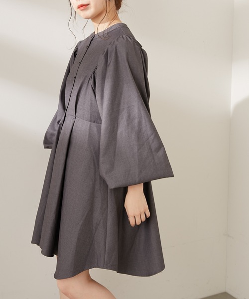 Chico（チコ）の「ボリューム袖イレヘムチュニック（チュニック・レディース・グレー/ブラウン/ベージュ・FREE）」の11枚目の写真
