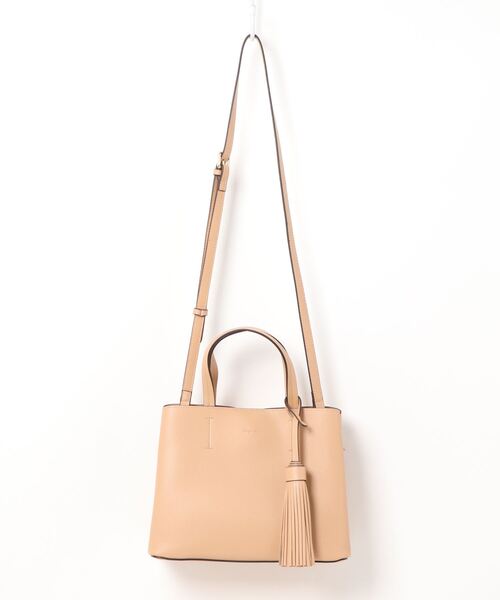 Ungrid(アングリッド)の「【Ungrid/アングリッド】 ビッグタッセルハンドバッグ(ハンドバッグ・レディース・ブラック/ダークブラウン/ベージュ/ブラウン系その他/アイボリー/ダークベージュ/ワイン/キャメル・FREE)」の2枚目の写真
