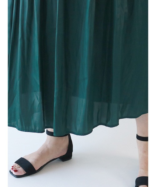 Te chichi（テチチ）の「チンツサテンギャザーロングスカート（スカート・レディース・パープル/グリーン/チャコール・ﾌﾘ-）」の12枚目の写真