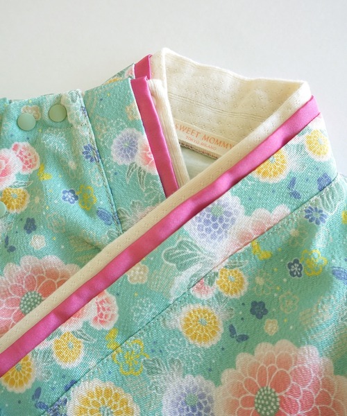 SweetMommy（スウィートマミー）の「ベビー着物ロンパース　 [七五三]  [誕生日 記念日 お食い初め お宮参り]（着物・キッズ・ブルー/レッド/グリーン/ピンク/オフホワイト/アクア/ピンク系その他/クリーム/ベージュ/ブルーグリーン・80/90/50-70）」の15枚目の写真