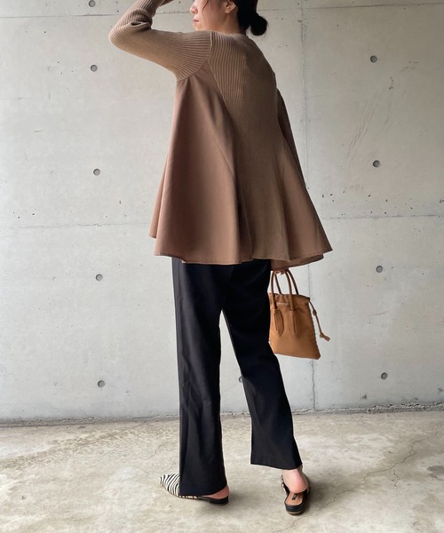 CAPRICIEUX LE'MAGE（カプリシューレマージュ）の「前スリットストレッチストレートパンツ（その他パンツ・レディース・ブラック/ブラウン/ライトベージュ・36/38）」の15枚目の写真