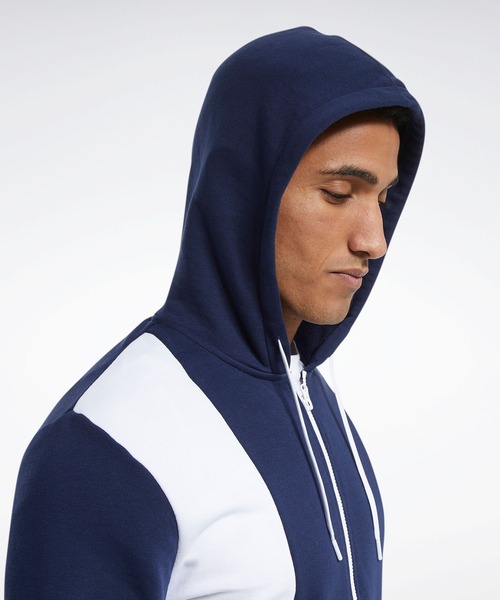 Reebok(リーボック)の「トレーニング エッセンシャルズ リニア ロゴ トラックスーツ / Training Essentials Linear Logo Track Suit(セットアップ・メンズ・ネイビー・SMALL/MEDIUM/LARGE/X-LARGE/XX-LARGE/XXX-LARGE/X-SMALL)」の2枚目の写真