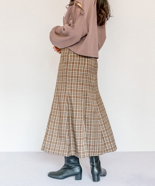 OLIVE des OLIVE(オリーブデオリーブ)の「バックレースアップマーメイドスカート(スカート・レディース・グリーン/ブルー/ブラック/ダークブラウン/ブラウン/ピンク・FREE)」の4枚目の写真