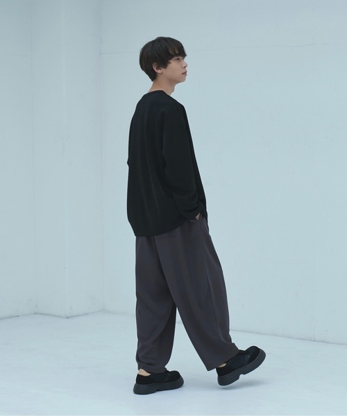 neez.（ニーズ）の「スムースドレープルーズロンT（Tシャツ/カットソー・メンズ・ホワイト/チャコールグレー/ブラック・SMALL/MEDIUM/LARGE）」の16枚目の写真