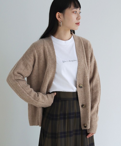 vingtrois（バントロア）の「【vingtrois】タスマニアウール100%ワイドリブVネックカーディガン（カーディガン/ボレロ・レディース・ブルー/モカ/グリーン/アイボリー/ブラック・M）」の3枚目の写真