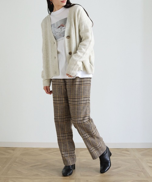 vingtrois（バントロア）の「【vingtrois】タスマニアウール100%ワイドリブVネックカーディガン（カーディガン/ボレロ・レディース・ブルー/モカ/グリーン/アイボリー/ブラック・M）」の6枚目の写真