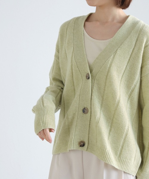 vingtrois（バントロア）の「【vingtrois】タスマニアウール100%ワイドリブVネックカーディガン（カーディガン/ボレロ・レディース・ブルー/モカ/グリーン/アイボリー/ブラック・M）」の13枚目の写真