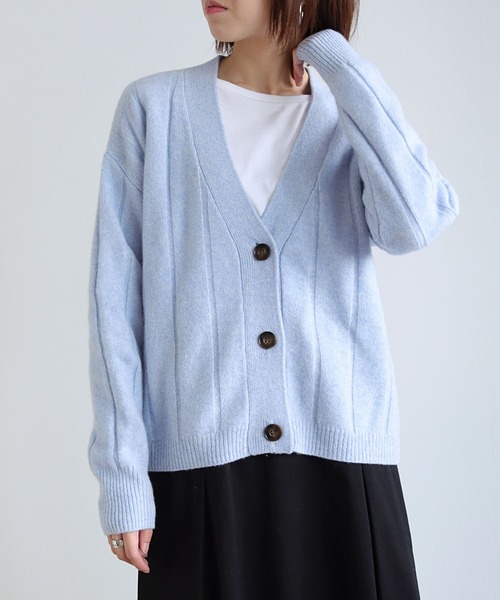 vingtrois（バントロア）の「【vingtrois】タスマニアウール100%ワイドリブVネックカーディガン（カーディガン/ボレロ・レディース・ブルー/モカ/グリーン/アイボリー/ブラック・M）」の19枚目の写真