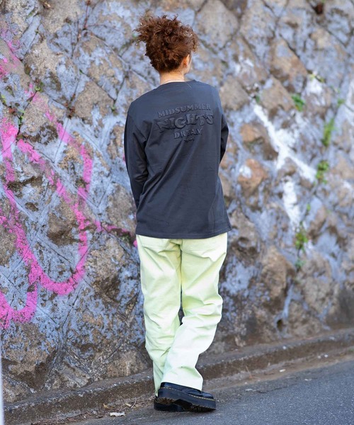 X-girl(エックスガール)の「MIDSUMMER NIGHTS DREAM L/S TEE(Tシャツ/カットソー・レディース・ホワイト/ライトパープル/チャコール・S/M/L/XL)」の9枚目の写真