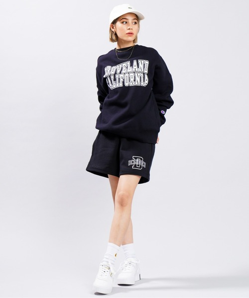 Champion（チャンピオン）の「CHAMPION/チャンピオン  ビッグシルエット  カレッジ風ロゴトレーナー  C3-V009（スウェット・レディース・ホワイト/ブラック/ネイビー/グリーン・L/M）」の20枚目の写真