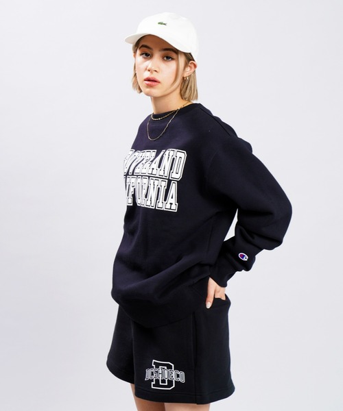 Champion（チャンピオン）の「CHAMPION/チャンピオン  ビッグシルエット  カレッジ風ロゴトレーナー  C3-V009（スウェット・レディース・ホワイト/ブラック/ネイビー/グリーン・L/M）」の11枚目の写真