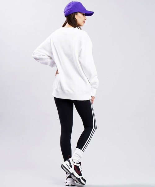 Champion（チャンピオン）の「CHAMPION/チャンピオン  ビッグシルエット  カレッジ風ロゴトレーナー  C3-V009（スウェット・レディース・ホワイト/ブラック/ネイビー/グリーン・L/M）」の15枚目の写真