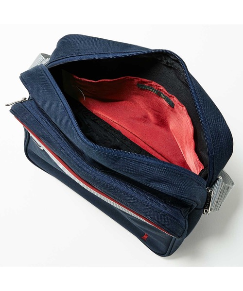 EASTBOY（イーストボーイ）の「ショルダーバッグ（ショルダーバッグ・キッズ・ネイビー系/ネイビー系1/ネイビー系2・F）」の4枚目の写真