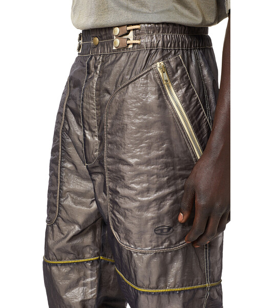 DIESEL(ディーゼル)の「メンズ パンツ ダブルシェル(その他パンツ・メンズ・グレー/カーキ・30inch/32inch/28inch/34inch)」の6枚目の写真