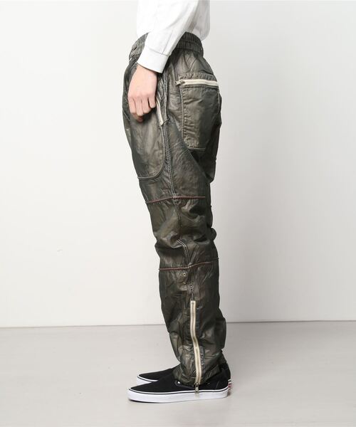 DIESEL(ディーゼル)の「メンズ パンツ ダブルシェル(その他パンツ・メンズ・グレー/カーキ・30inch/32inch/28inch/34inch)」の4枚目の写真