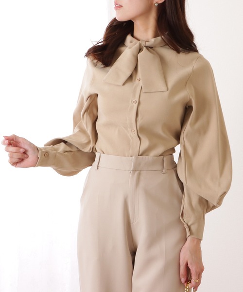 Lace Ladies(レースレディース)の「ボウタイ ボリューム袖 シャツ(シャツ/ブラウス・レディース・ホワイト/ブラック/ベージュ/ブルー・S/M/L)」の13枚目の写真