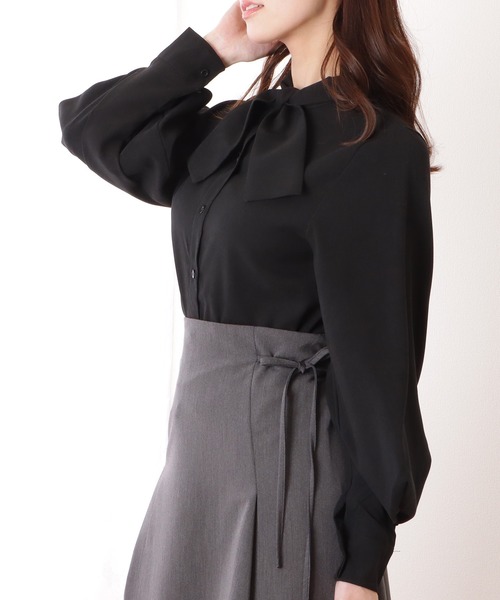 Lace Ladies(レースレディース)の「ボウタイ ボリューム袖 シャツ(シャツ/ブラウス・レディース・ホワイト/ブラック/ベージュ/ブルー・S/M/L)」の18枚目の写真