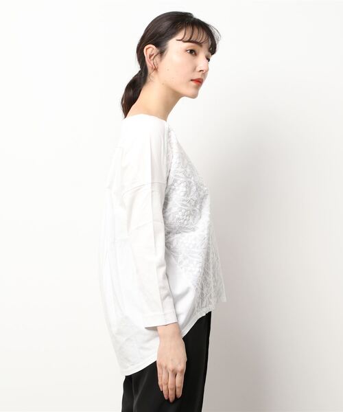 BEARDSLEY（ビアズリー）の「3サイズ展開 フロント刺繍カットソー（Tシャツ/カットソー・レディース・ホワイト・0/1/2）」の5枚目の写真