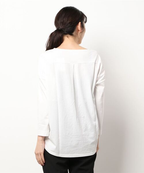 BEARDSLEY（ビアズリー）の「3サイズ展開 フロント刺繍カットソー（Tシャツ/カットソー・レディース・ホワイト・0/1/2）」の6枚目の写真