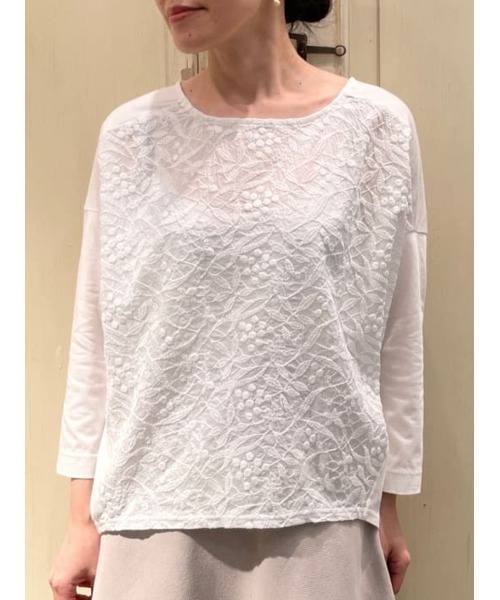 BEARDSLEY（ビアズリー）の「3サイズ展開 フロント刺繍カットソー（Tシャツ/カットソー・レディース・ホワイト・0/1/2）」の10枚目の写真