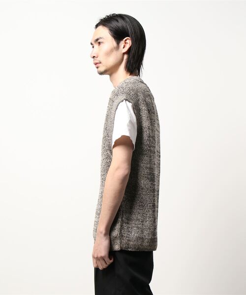 UNFIL(アンフィル)の「unfil | リブニットベスト MEN(ベスト・メンズ・ブラック系その他/ベージュ系その他・4)」の3枚目の写真