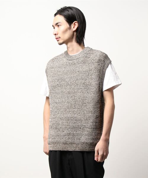 UNFIL(アンフィル)の「unfil | リブニットベスト MEN(ベスト・メンズ・ブラック系その他/ベージュ系その他・4)」の5枚目の写真
